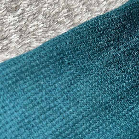 WINDSOR LONG SLEVE KNIT TOP WITH SPLIT SIDES - Picture 9 of 10